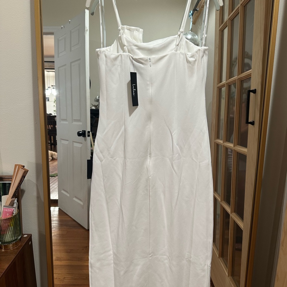 Lulu's Elegant White Wedding Dress - Picture 5 of 5